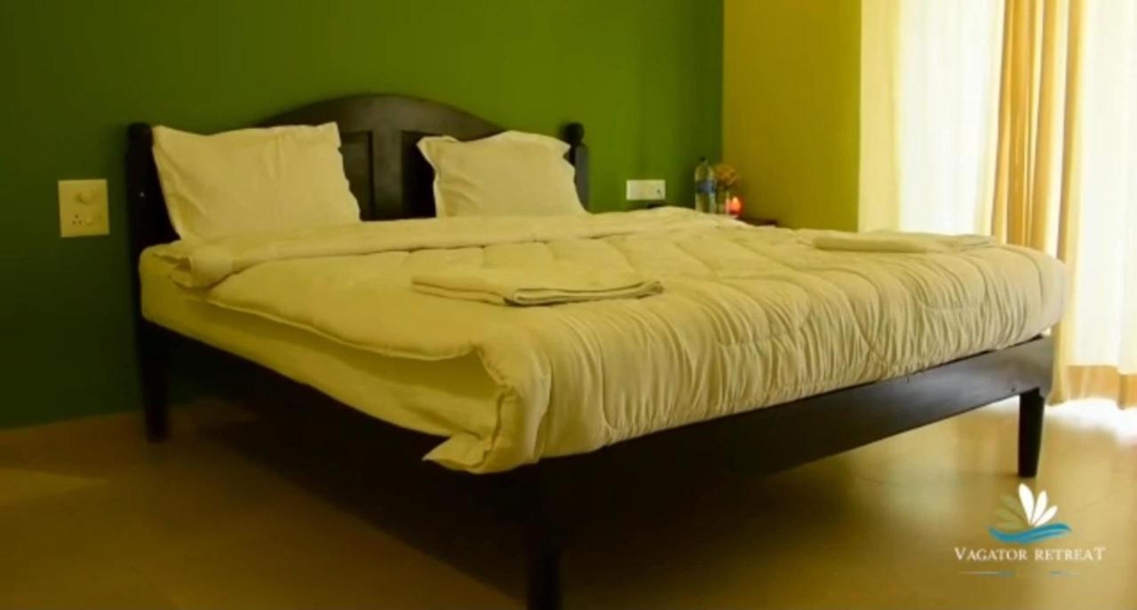 Vagator Retreat Resort With Swimming Pool Bagian luar foto